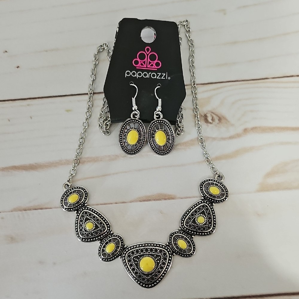 Paparazzi Silver Necklace Set with Yellow Accents
